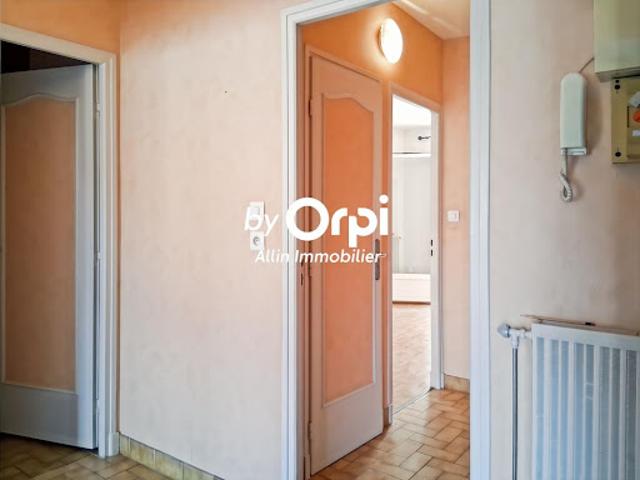 Vente Appartement 2 pièces 62 m2 Montluçon