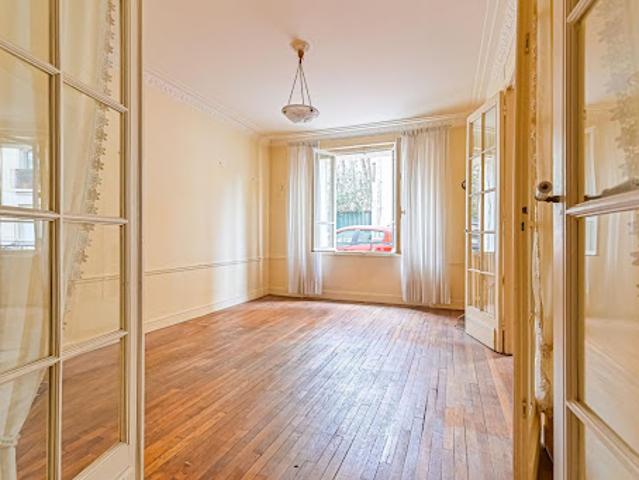 Vente Appartement 2 pièces 67.89 m2 Paris 16ème