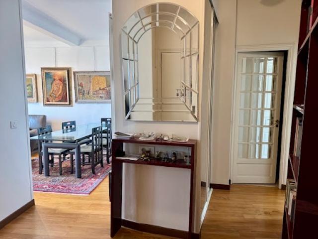 Vente Appartement 2 pièces 65 m2 Paris 16ème