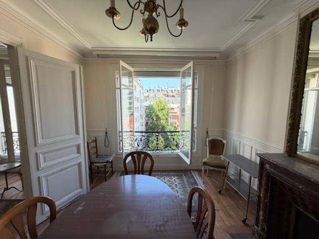 Vente Appartement 2 pièces 65 m2 Paris 16ème