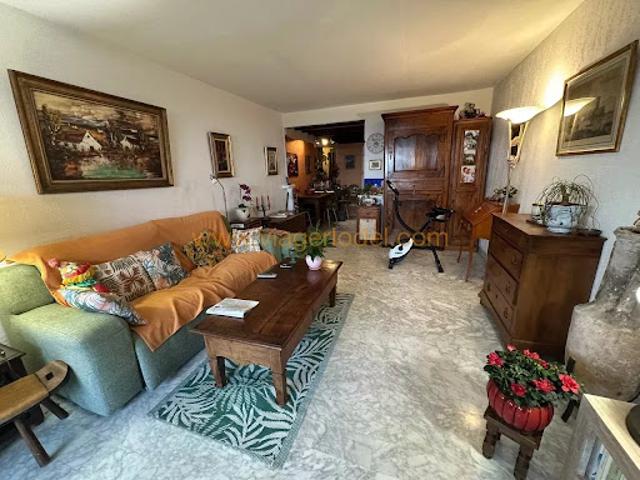 Vente Appartement 2 pièces 66 m2 Saint Laurent du Var