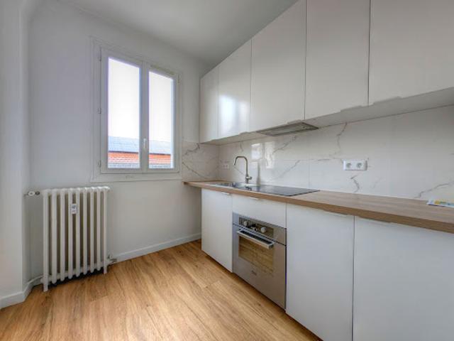 Vente Appartement 2 pièces 66 m2 Suresnes