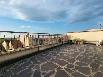 Vente Appartement 2 pièces 68 m2 Romainville