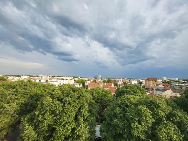 Vente Appartement 2 pièces 68 m2 Romainville