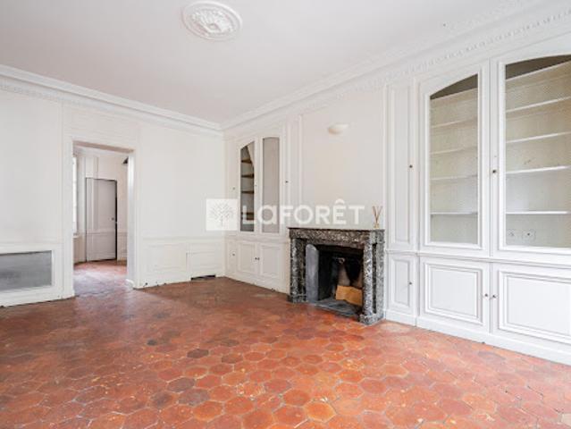 Vente Appartement 2 pièces 69.04 m2 Paris 3ème