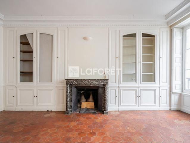 Vente Appartement 2 pièces 69.04 m2 Paris 3ème