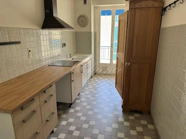 Vente Appartement 2 pièces 71 m2 Nice
