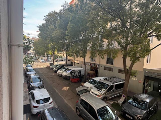 Vente Appartement 2 pièces 72 m2 Marseille 2ème