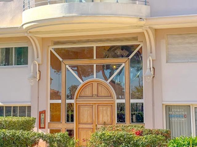 Vente Appartement 2 pièces 75.99 m2 Frejus
