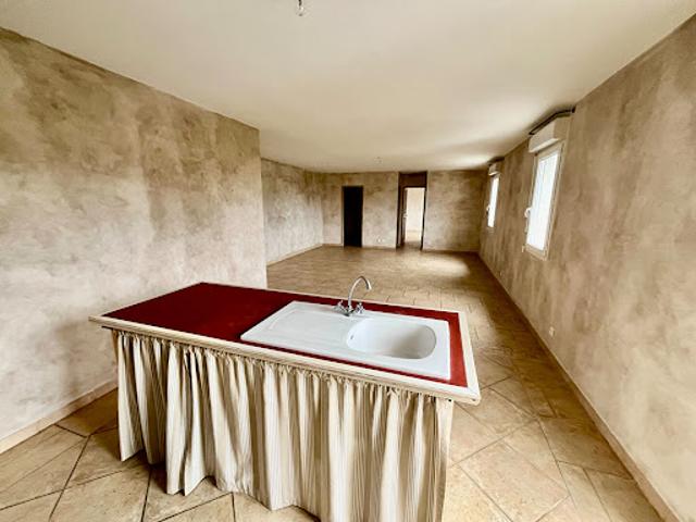 Vente Appartement 2 pièces 75 m2 L'Isle sur la Sorgue