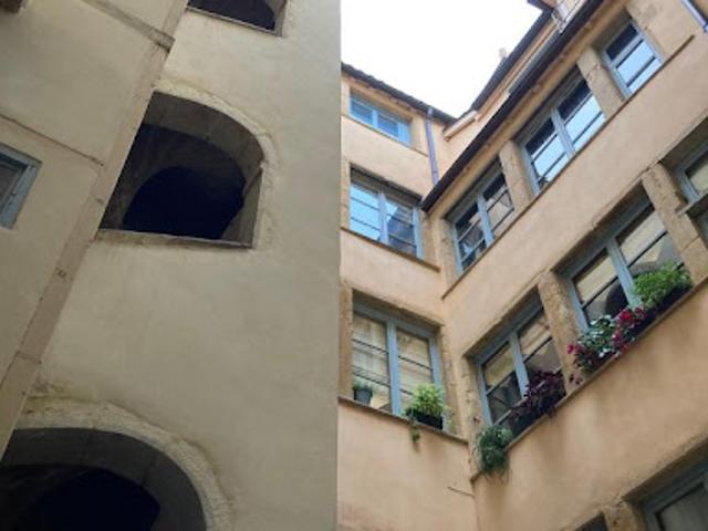 Vente Appartement 2 pièces 76 m2 Lyon 5ème