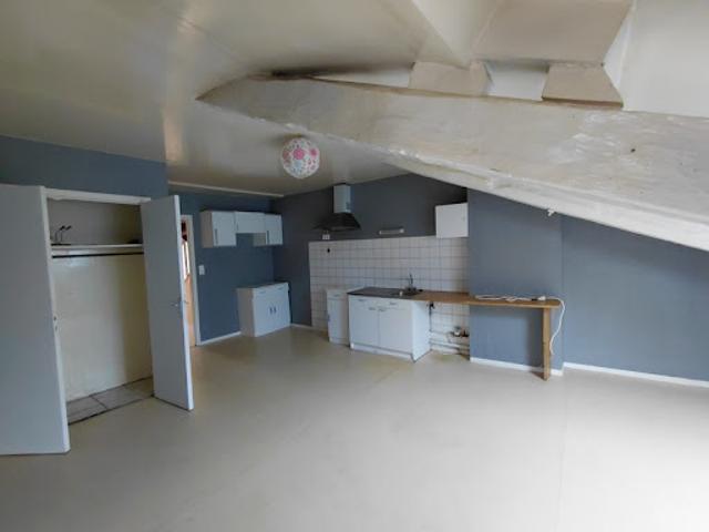 Vente Appartement 2 pièces 84 m2 Maurs