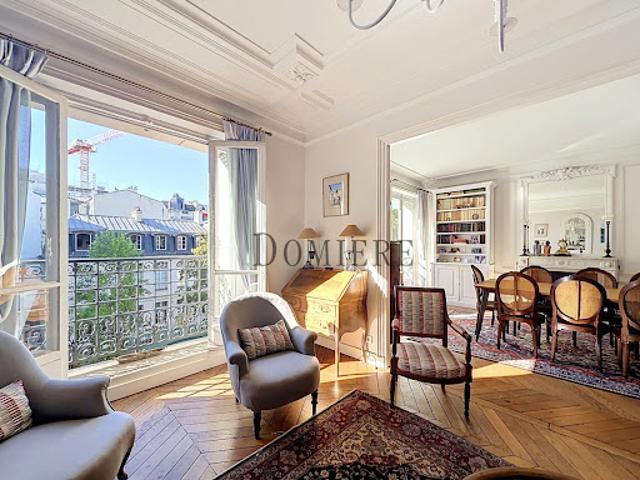 Vente Appartement 2 pièces 101.39 m2 Paris 17ème