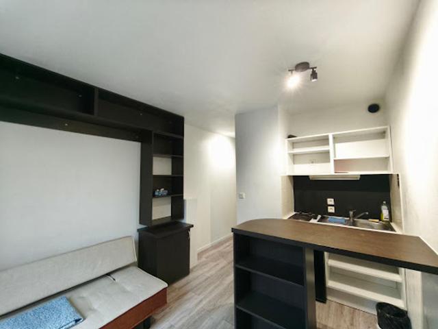 Vente Appartement 2 pièces 18 m2 Nimes
