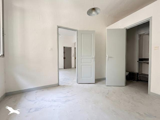 Vente Appartement 2 pièces 27 m2 Marseille 11ème