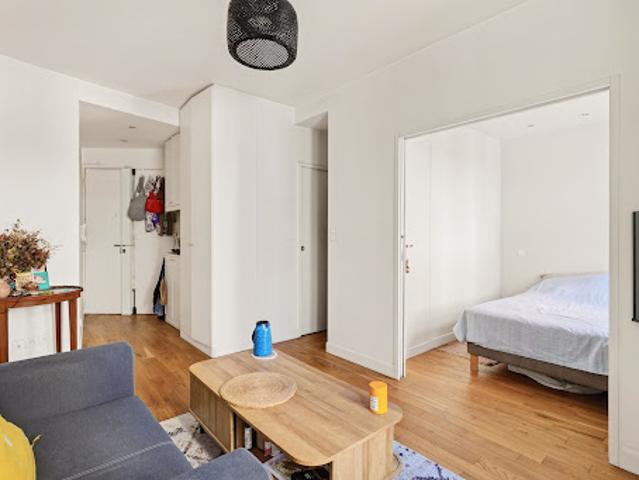 Vente Appartement 2 pièces 27 m2 Paris 18ème