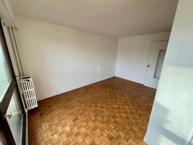 Vente Appartement 1 pièce 26 m2 Le Bourget