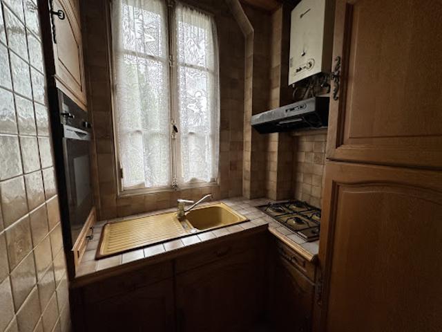 Vente Appartement 2 pièces 26 m2 Suresnes