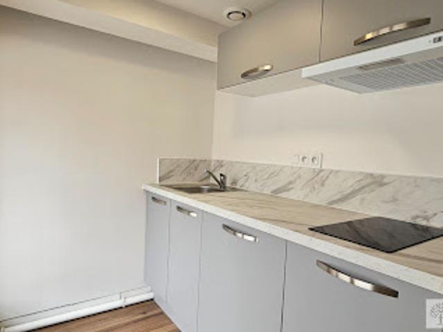 Vente Appartement 2 pièces 28.4 m2 Saintes
