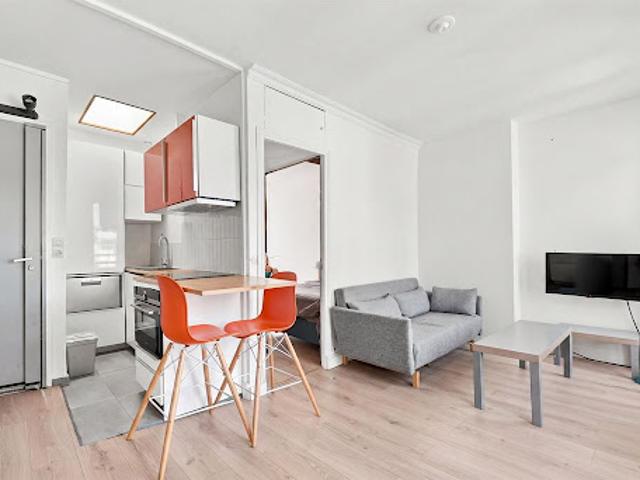 Vente Appartement 2 pièces 28.5 m2 Paris 18ème