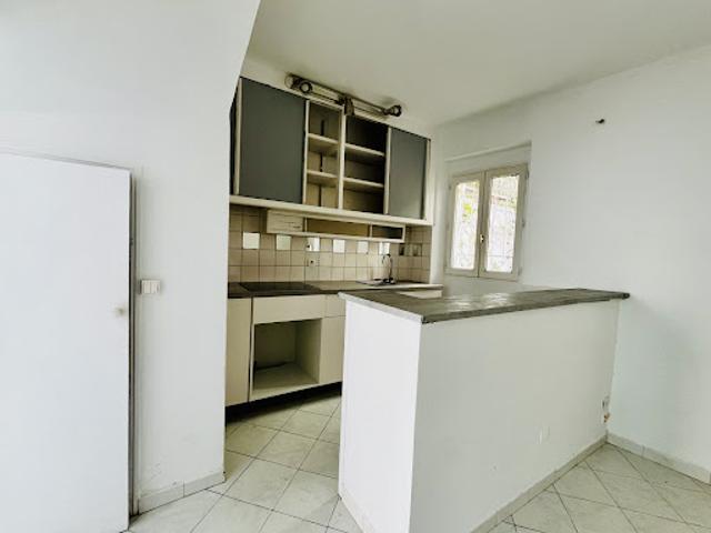 Vente Appartement 2 pièces 29.6 m2 Marseille 6ème