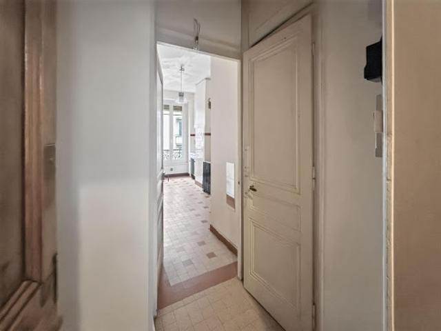 Vente Appartement 2 pièces 33.98 m2 Lyon 7ème