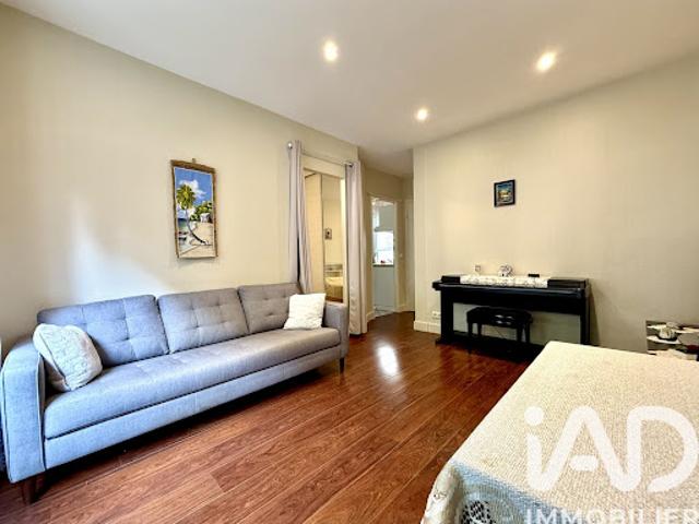 Vente Appartement 2 pièces 33 m2 Courbevoie