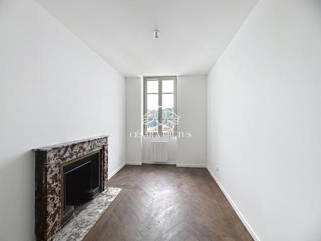 Vente Appartement 2 pièces 30.5 m2 Bourg de Thizy