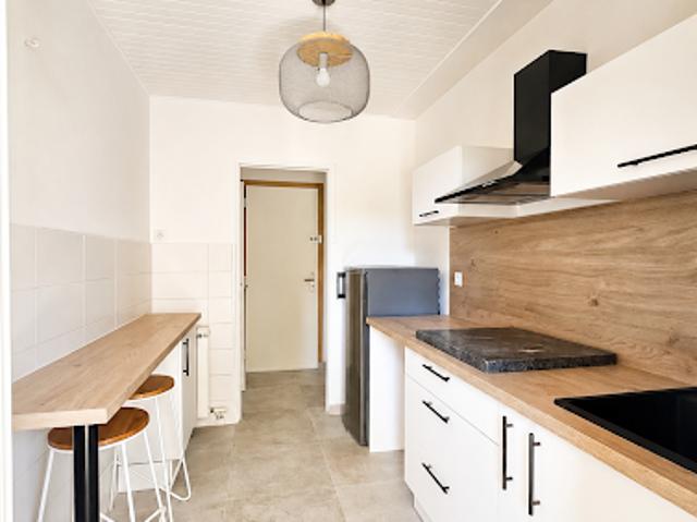 Vente Appartement 1 pièce 30 m2 La Seyne sur Mer