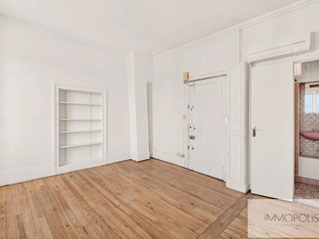 Vente Appartement 2 pièces 30 m2 Paris 18ème