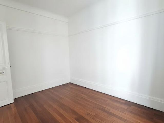 Vente Appartement 2 pièces 31.75 m2 Paris 15ème