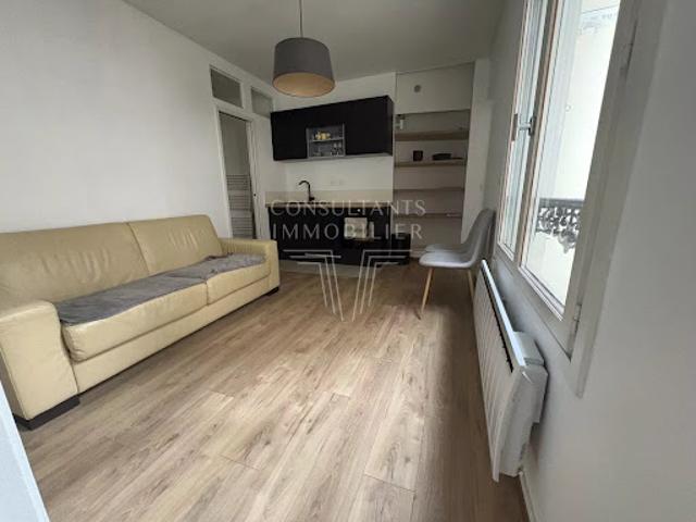 Vente Appartement 2 pièces 31.07 m2 Paris 16ème
