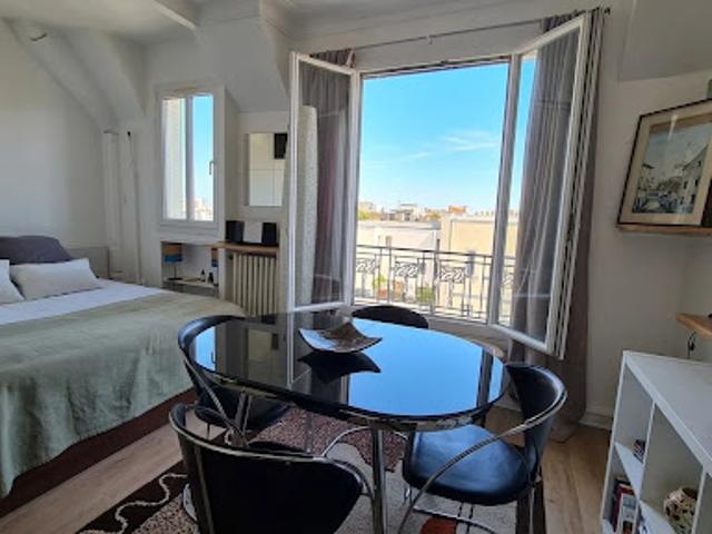 Vente Appartement 2 pièces 31 m2 Paris 18ème