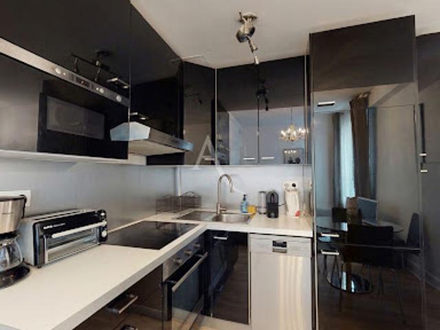 Vente Appartement 2 pièces 32 m2 Paris 18ème