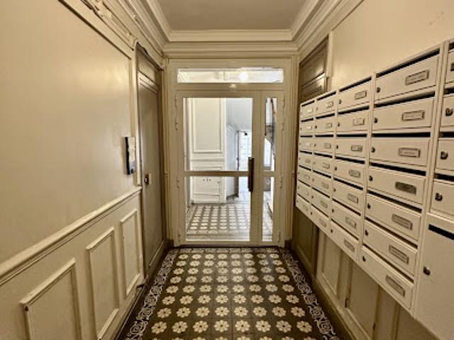 Vente Appartement 2 pièces 38 m2 Paris 18ème