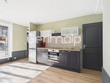 Vente Appartement 2 pièces + cuisine 33 m² 242 000 €