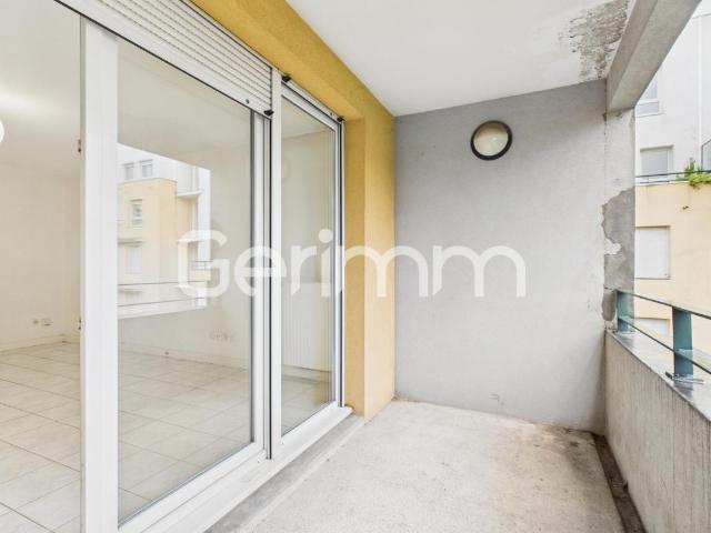 Vente Appartement 2 pièces + cuisine 48,12 m² 79 000 €