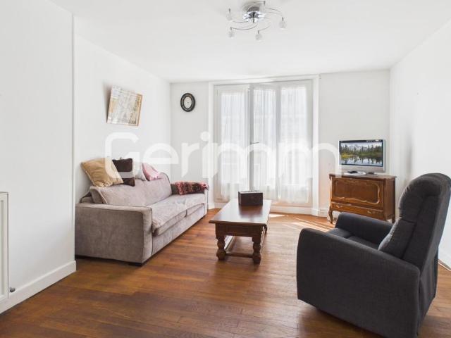 Vente Appartement 2 pièces + cuisine 63,64 m² 155 000 €
