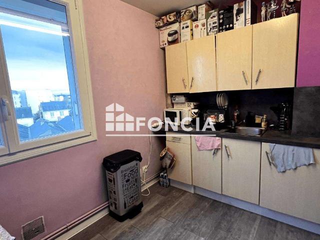 Vente appartement 2 pièces Le Mans Pontlieue Rocade 72