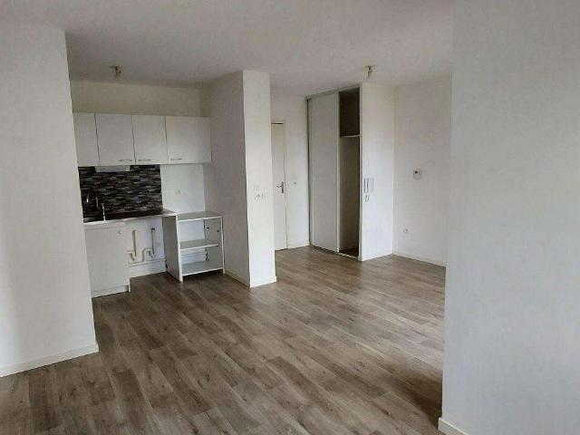 Vente appartement 2 pièces Les Ponts de Cé 49