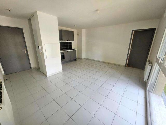 Vente appartement 2 pièces Nantes Pont Du Cens Petit Port 44