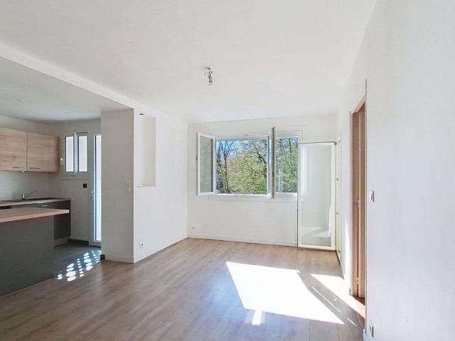 Vente appartement 2 pièces Nantes Pont Du Cens Petit Port 44