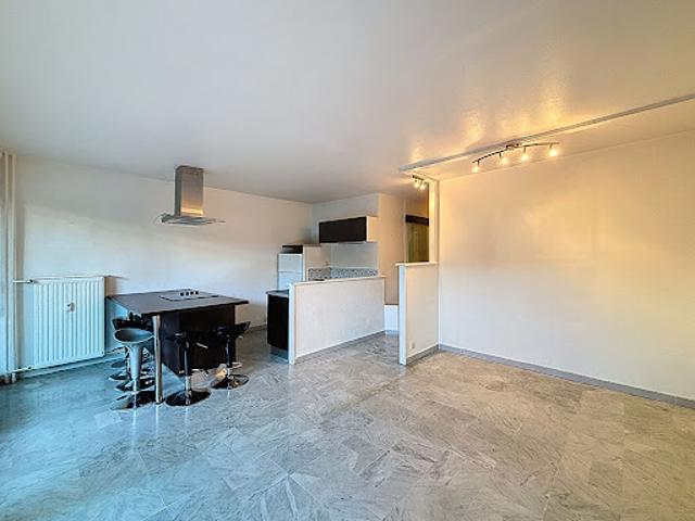 Vente Appartement 3 pièces 47.64 m2 Antibes