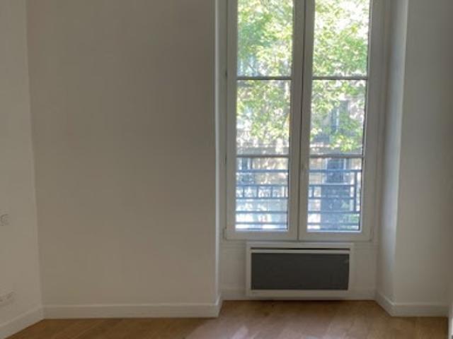 Vente Appartement 3 pièces 44 m2 Paris 18ème