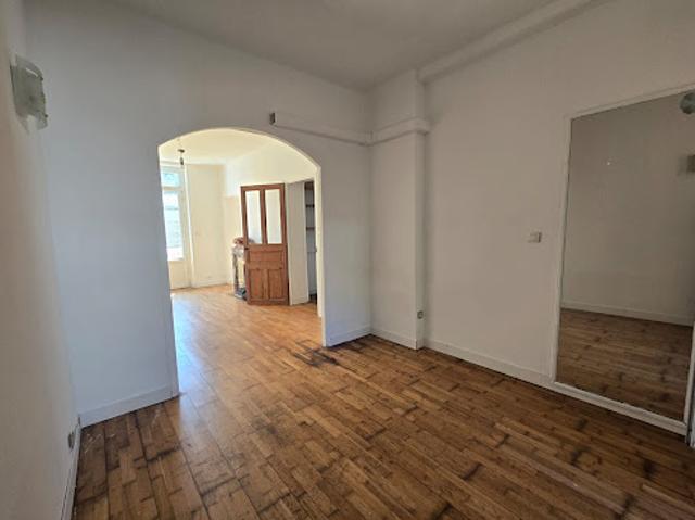 Vente Appartement 3 pièces 45.5 m2 Nimes
