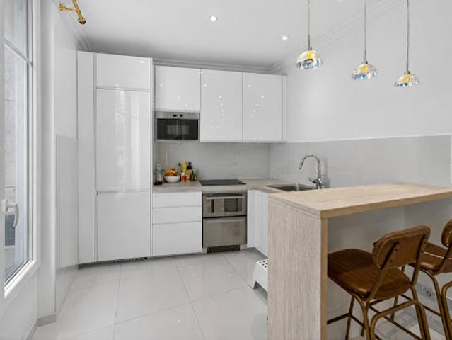 Vente Appartement 3 pièces 48.02 m2 Paris 17ème