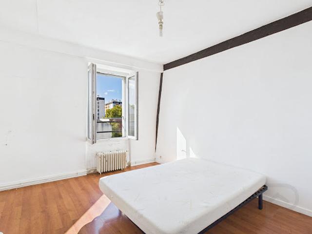 Vente Appartement 3 pièces 49.99 m2 Nanterre