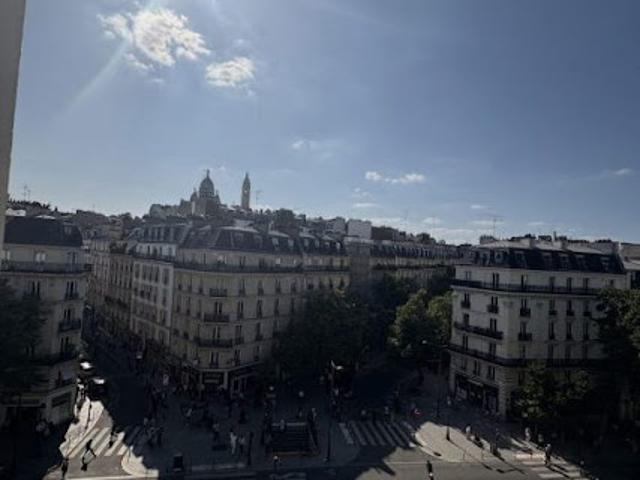 Vente Appartement 3 pièces 53.76 m2 Paris 18ème