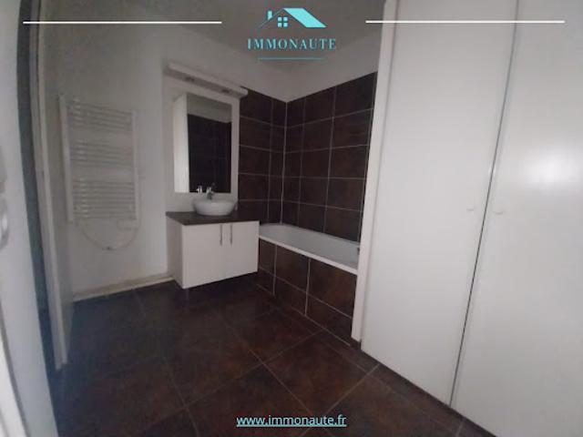 Vente Appartement 3 pièces 53.95 m2 Montelimar