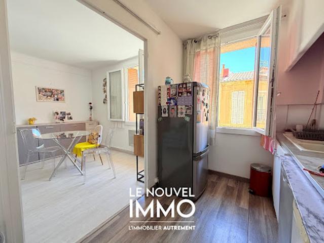 Vente Appartement 3 pièces 53.12 m2 Marseille 4ème